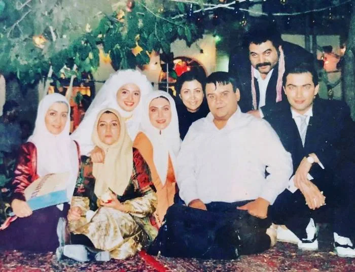 بازیگران سریال در چشم باد