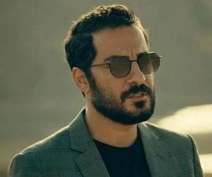 نوید محمدزاده
