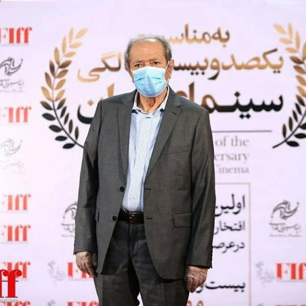 علی نصیریان