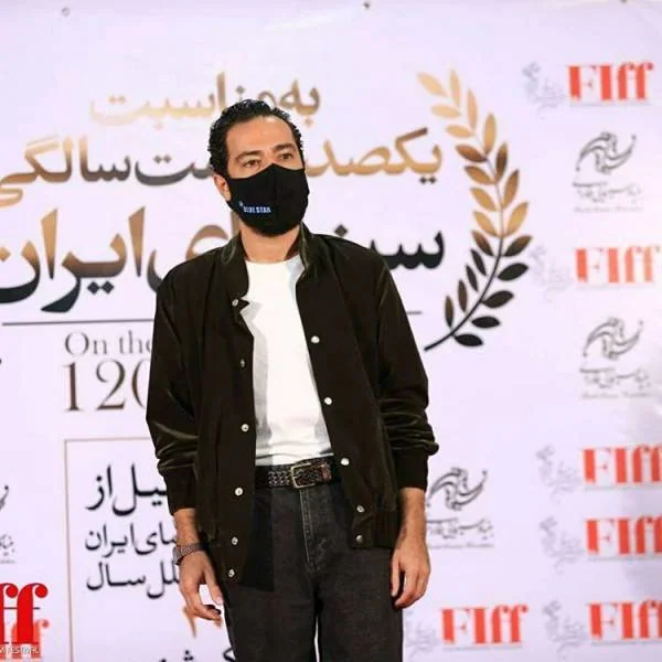 نوید محمدزاده