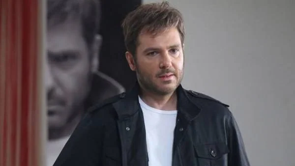 کوروش تهامی