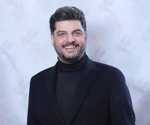 سام درخشانی