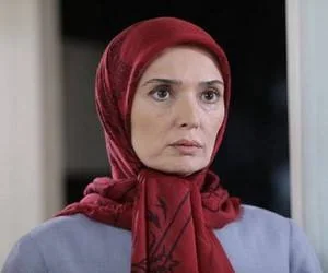 آتنه فقیه نصیری