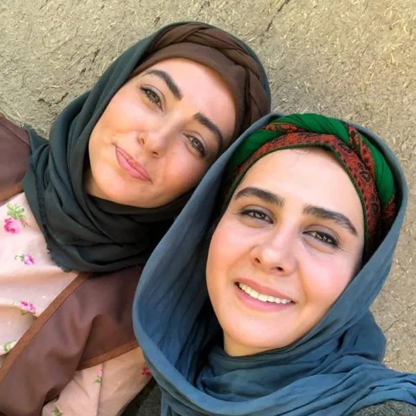 نفیسه روشن و سارا والیانی