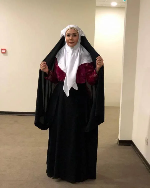 سارا والیانی