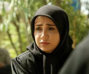شبنم قلی خانی