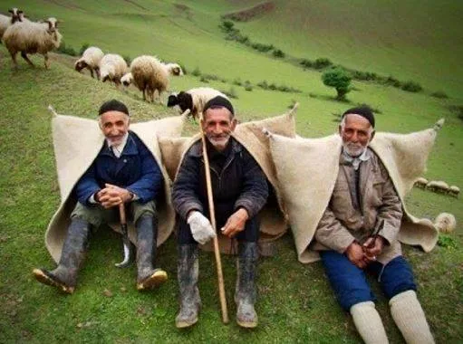 لباس چوپانان گیلانی