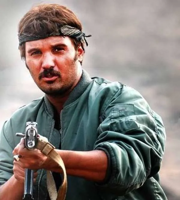 کامبیز دیرباز