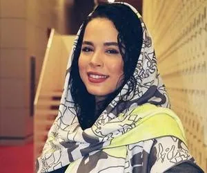 ملیکا شریفی نیا
