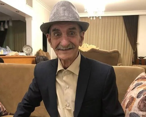 احمد پورمخبر