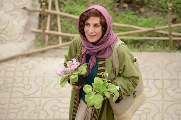 فاطمه معتمد آریا