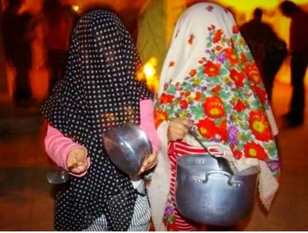 مراسم قاشق زنی