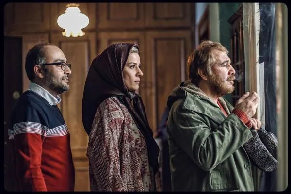 فیلم روشن
