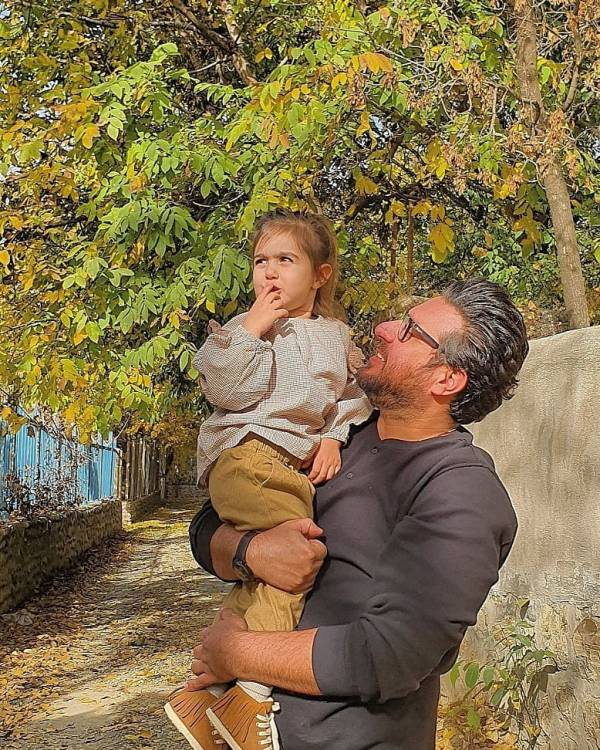 محسن کیایی و دخترش