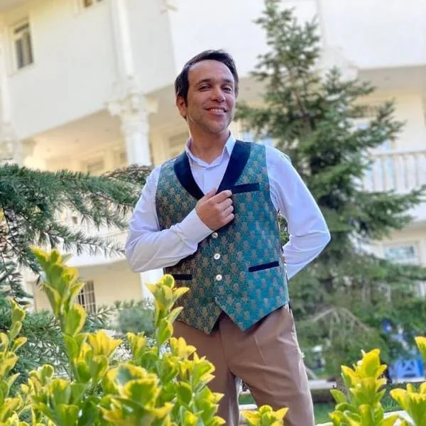 امیر کربلایی زاده بازیگر