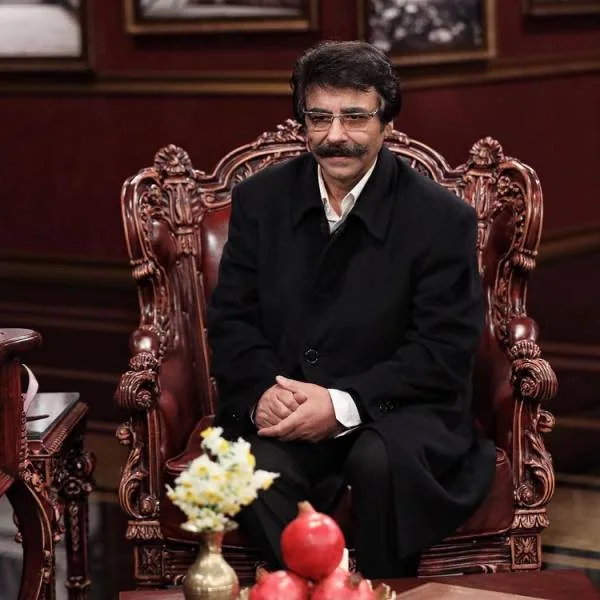 علیرضا افتخاری