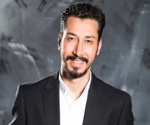 بهرام افشاری
