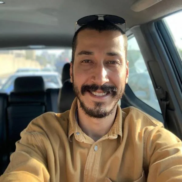 بهرام افشاری