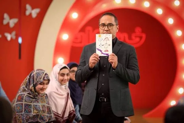 مجری خندوانه