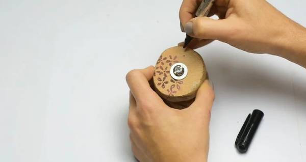 تزیین یویو چوبی