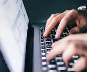 رفع مشکل خاموش نشدن ویندوز