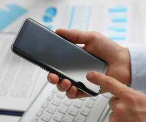 رفع مشکل روشن نشدن گوشی اندروید