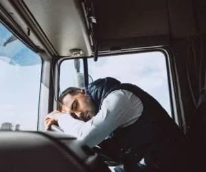 دستگاه ضد خواب رانندگی