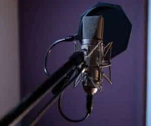 بهترین برنامه های ضبط مکالمه آیفون