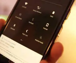 برنامه فیلتر نور آبی