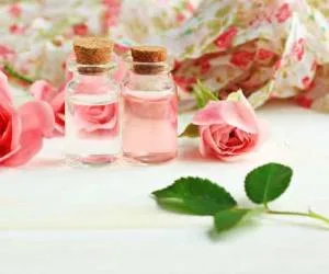 گلاب برای مو