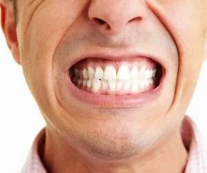 دندان قروچه یا بروکسیم