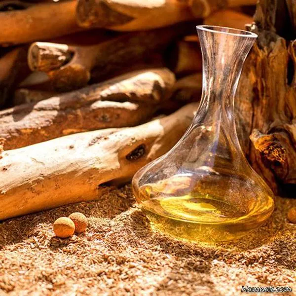 چگونگی مصرف روغن چوب صندل روغن چوب صندل