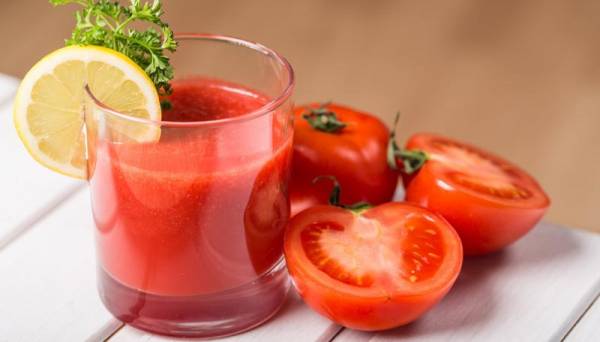 خواص آب گوجه فرنگی که معجزه می کند! 