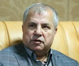 علی پروین در مراسم عزاداری