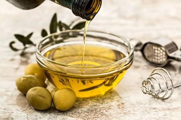 روغن زیتون برای پوست