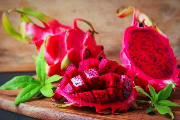 فواید میوه اژدها