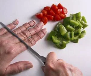 قطع انگشت دست