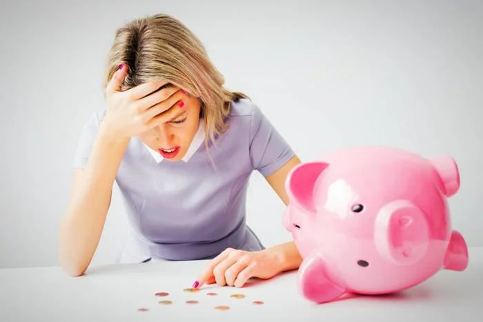پس انداز نداشتن