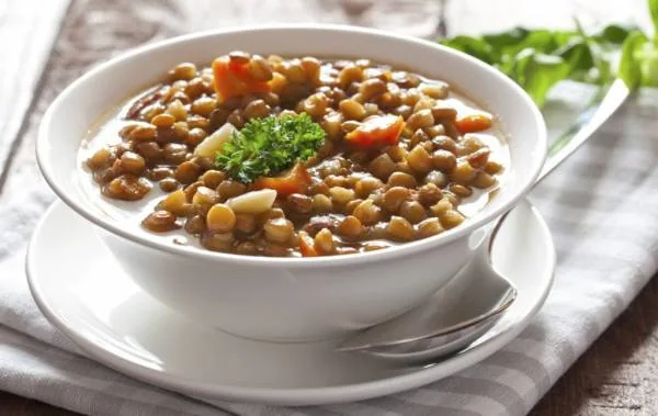 خوردن عدسی