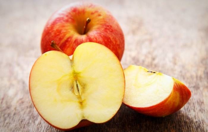 مصرف سیب در اوایل صبح مصرف سیب