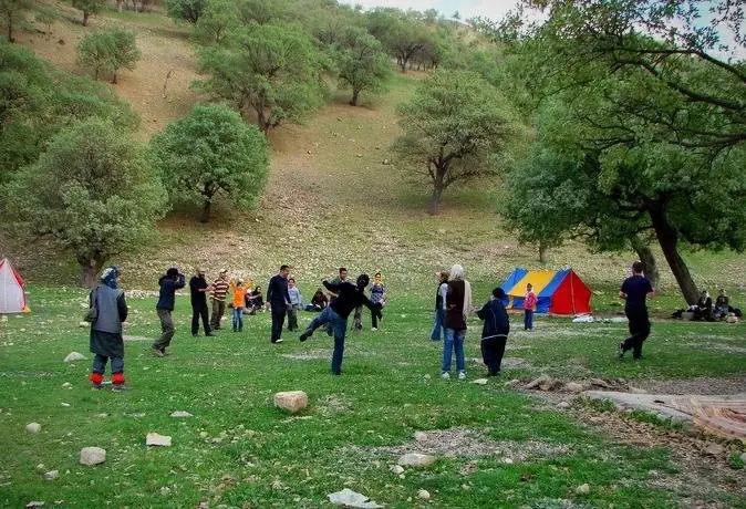 بازی وسطی