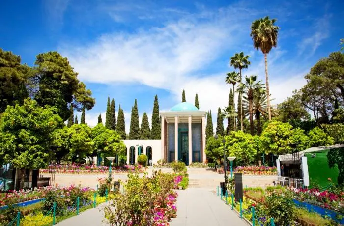 حیاط سعدیه