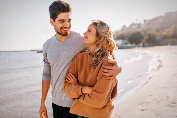 خواص بوسیدن همسر