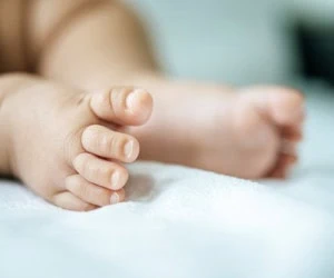 تولد نوزاد از رحم زن مرده