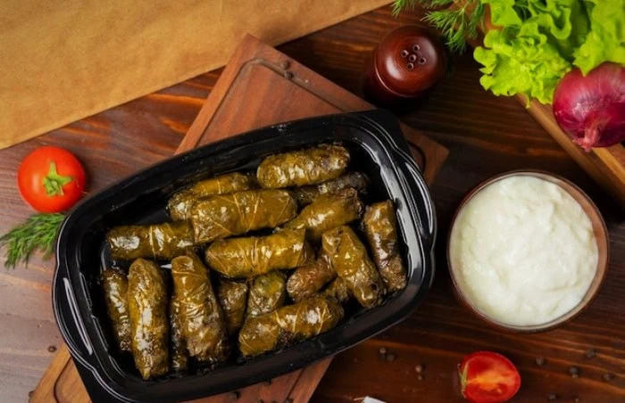دلمه برگ مو در بارداری