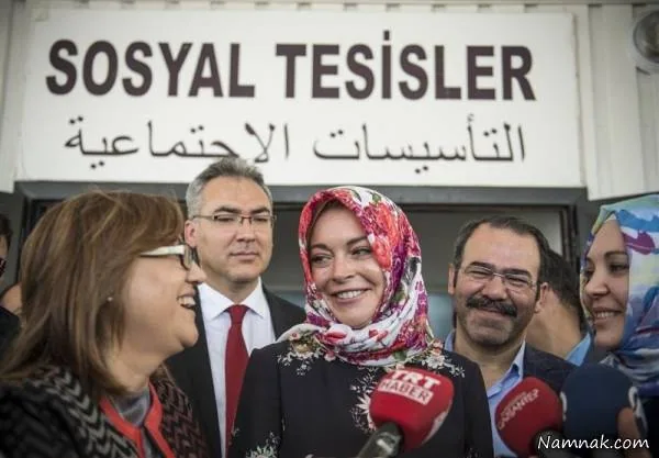 نژاد پرستانه