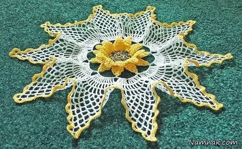 رومیزی قلاب بافی 