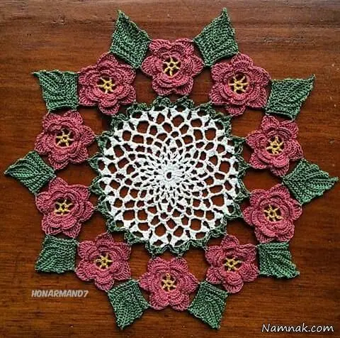 رومیزی قلاب بافی 