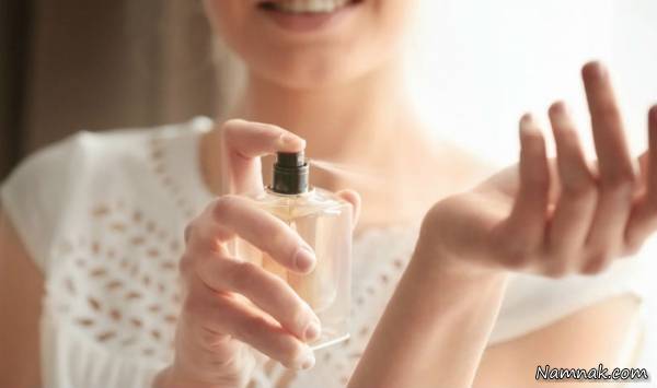 روش عطر زدن برای ماندگاری بیشتر عطر زدن