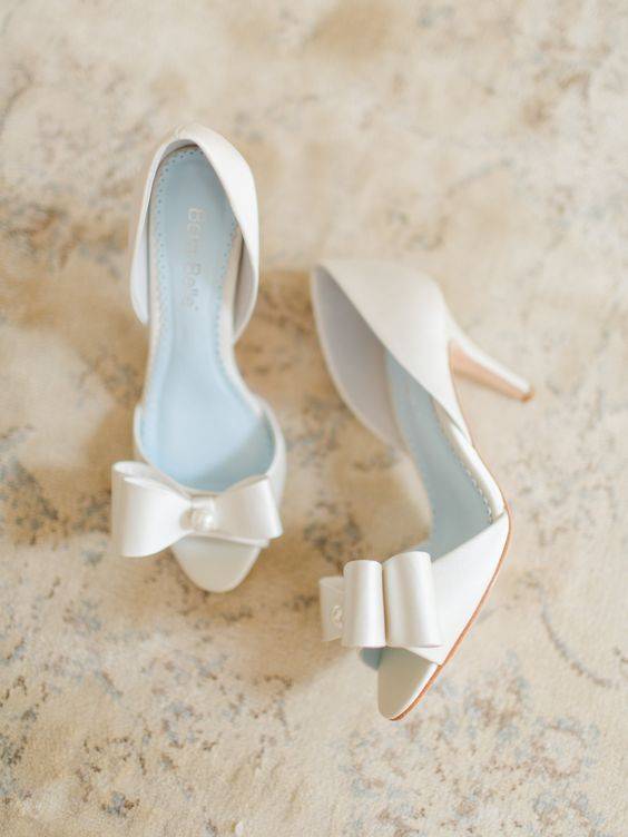 مدل کفش پاشنه بلند سفید